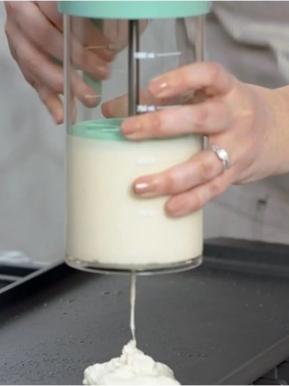 Pampered Chef Batter Mixer & Dispenser - Easy Pour Baking Tool